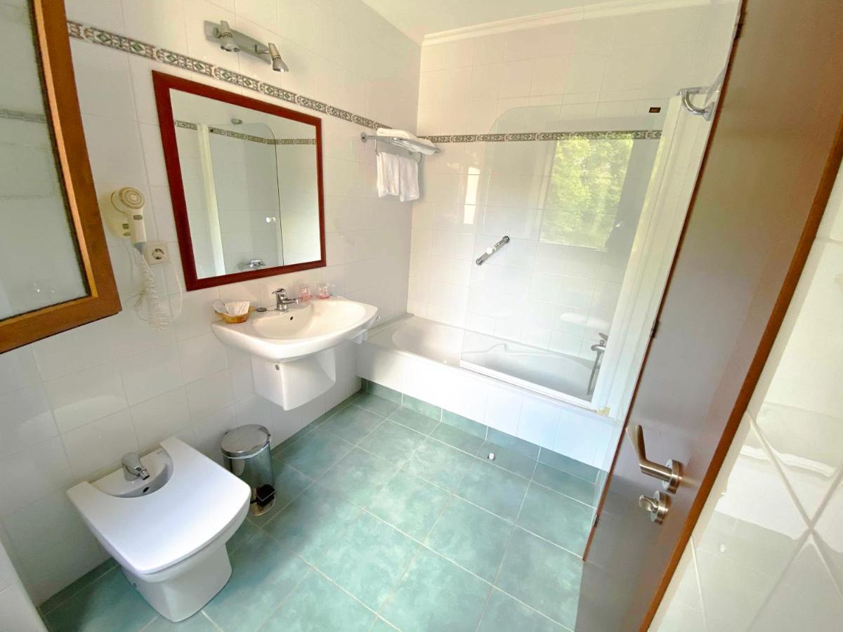 Hotel Entrerobles Sabaris Eksteriør billede