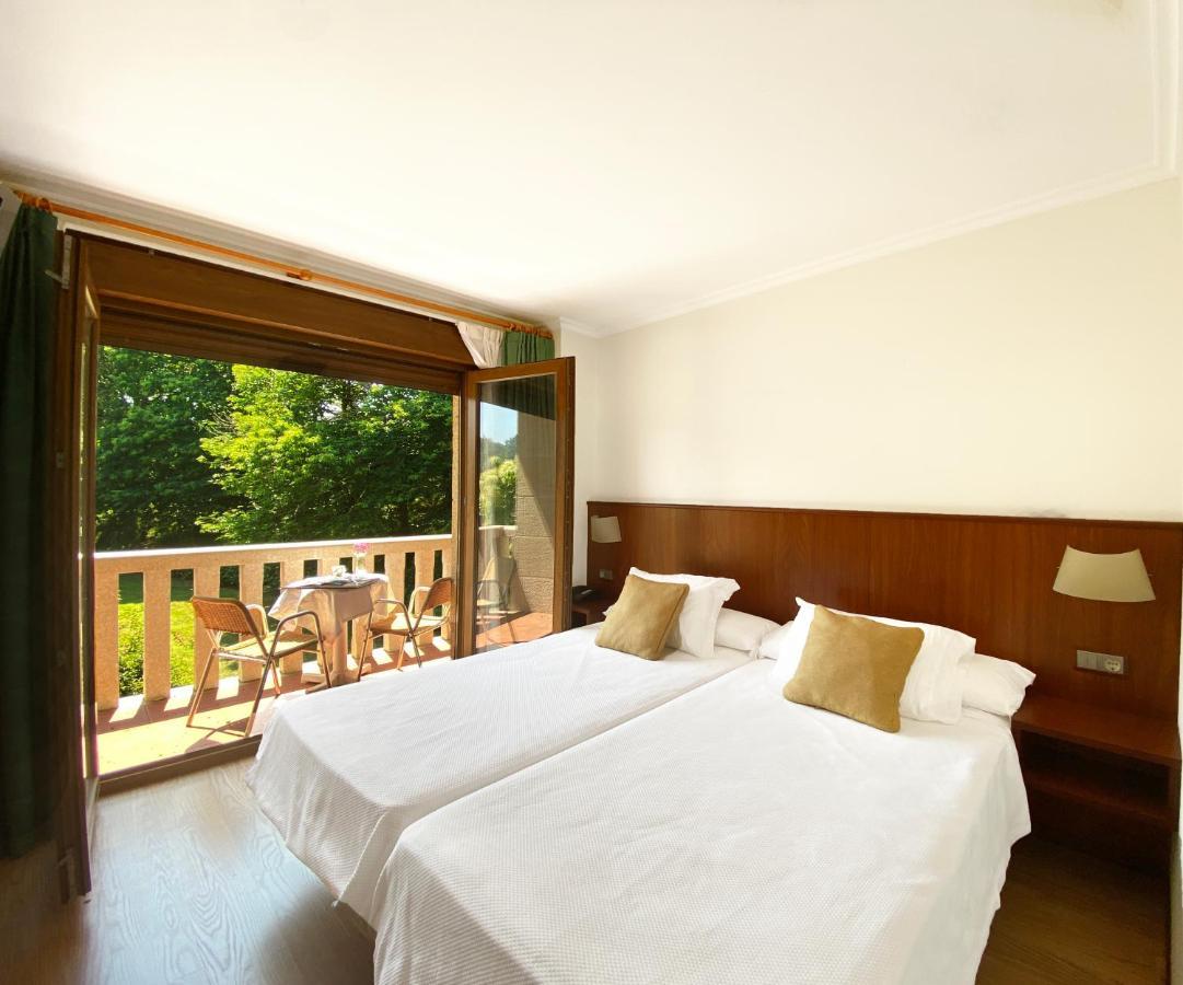 Hotel Entrerobles Sabaris Eksteriør billede